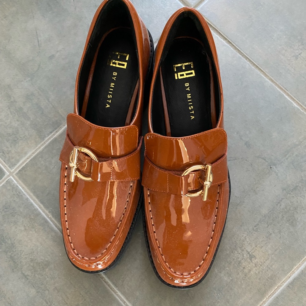 E8 By Miista Mid-Heel Loafer